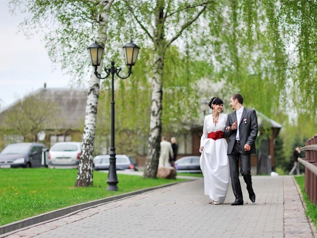 Организация весенней свадьбы в Москве