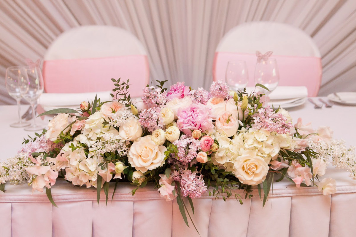 декорирование на розовой свадьбы