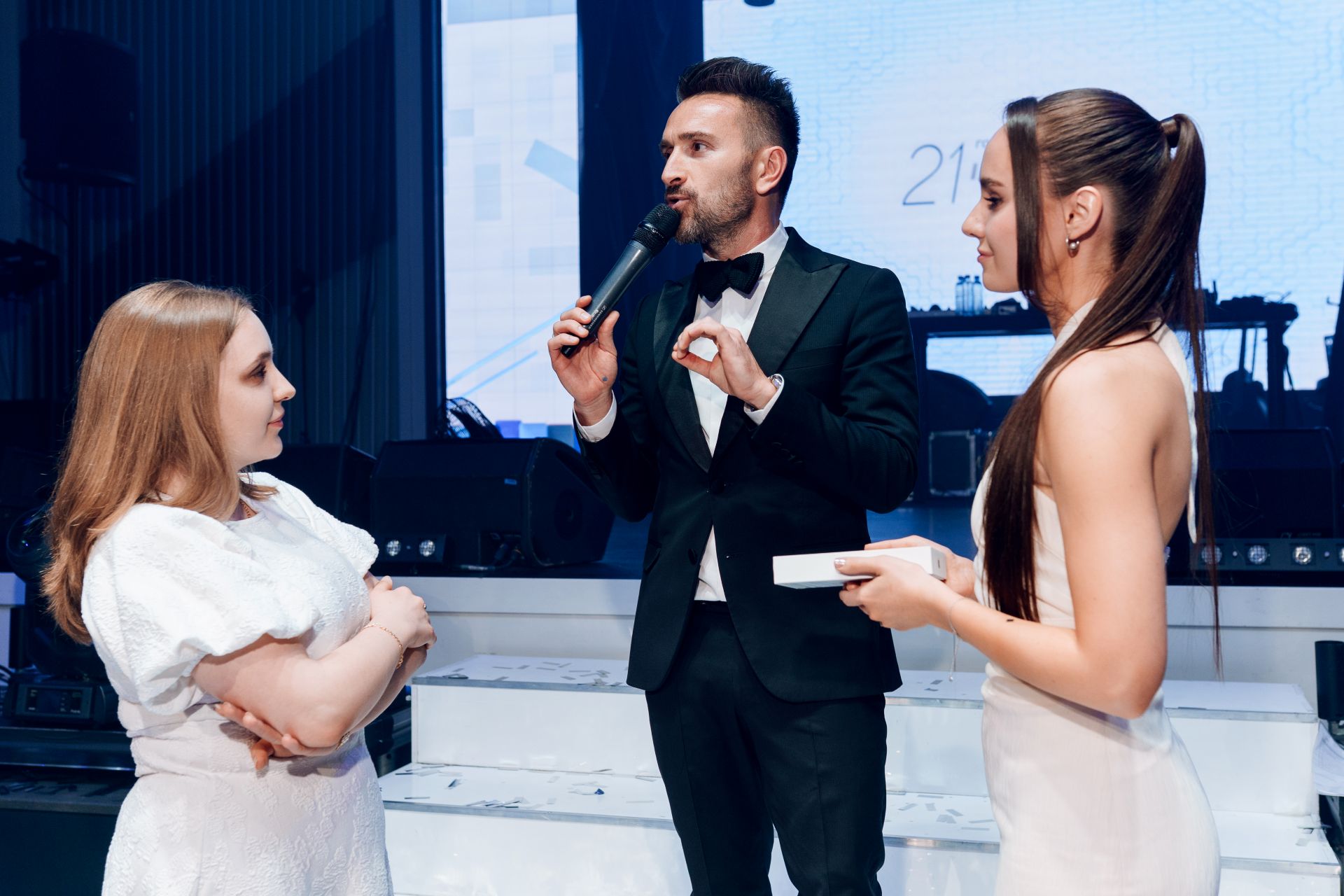 Корпоратив для женского коллектива: сценарии и тематические концепции